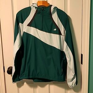 Women's Size Medium New Balance Running Jacket